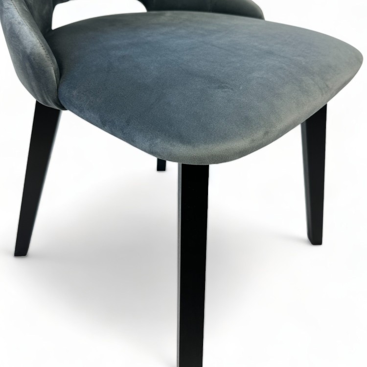 4369a15b454a8bf3efb168c17823