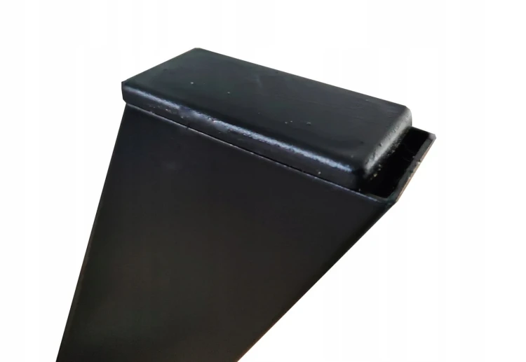 Stol-okragly-czarny-METAL-X-BETON-JASNY-Oe100-200-Kolor-mebla-czarny.jpg